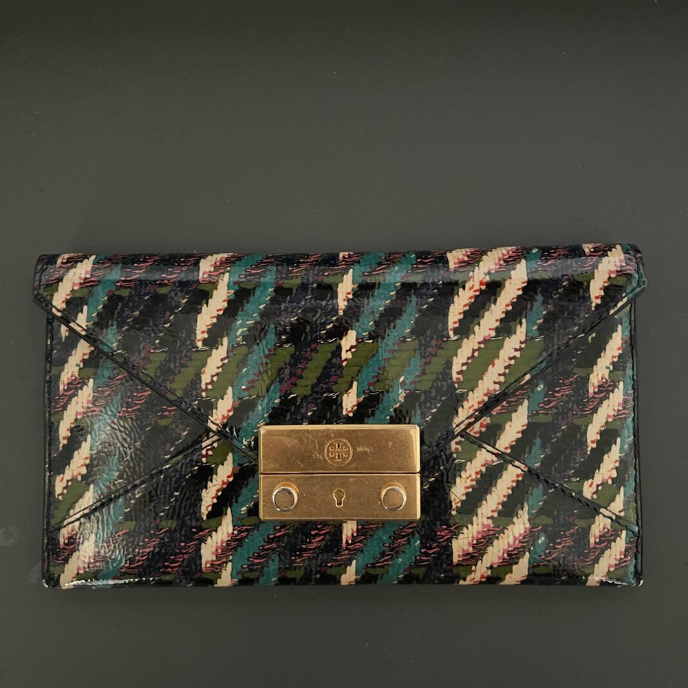 Tory Burch envelope buckle wallet